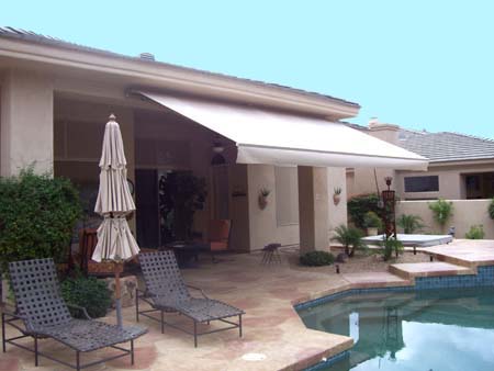 Retractable Awnings Phoenix: 5 Essential Benefits to Enhance Your Outdoor Living